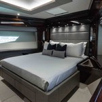 Sunseeker 86 Yacht