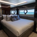 Sunseeker 86 Yacht