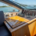Sunseeker 86 Yacht