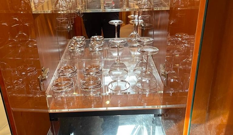 Sunseeker Portofino 53