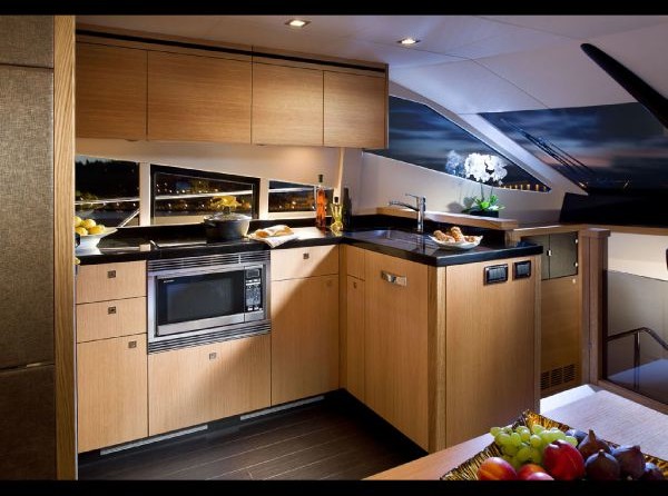 Sunseeker 63 Manhattan