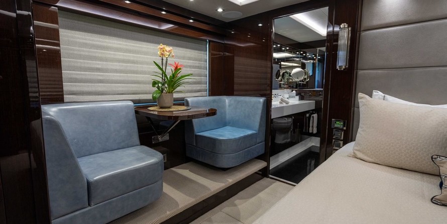 Sunseeker 86 Yacht