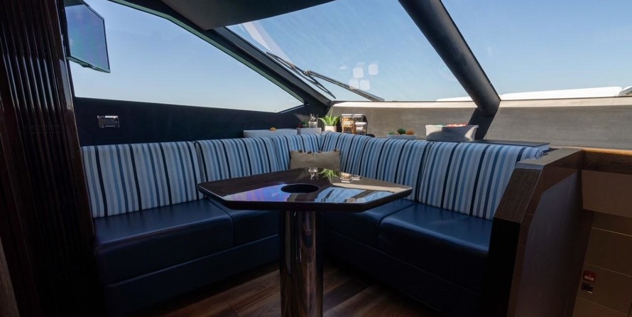 Sunseeker 86 Yacht