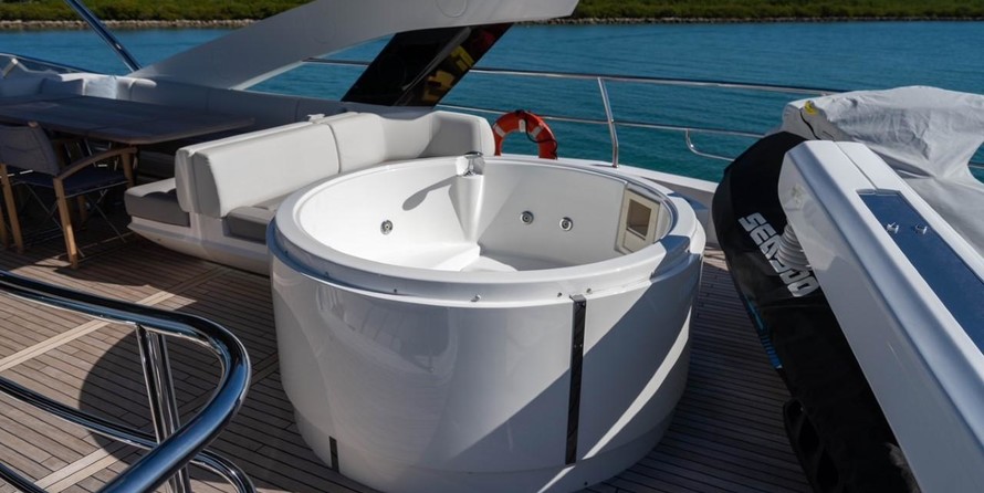 Sunseeker 86 Yacht