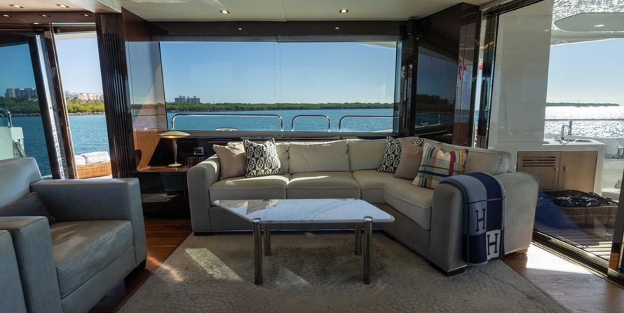Sunseeker 86 Yacht