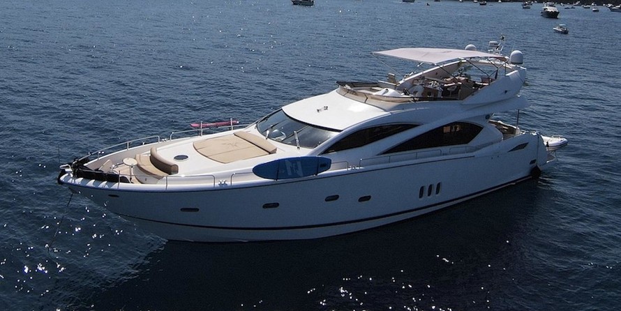 Sunseeker 82 Yacht