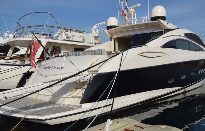 Sunseeker Predator 82
