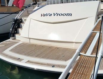 Sunseeker Predator 82