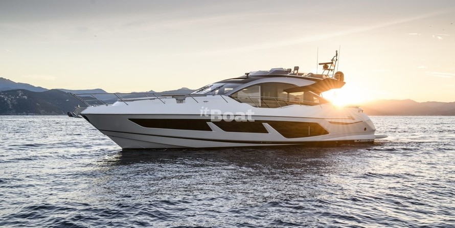 Sunseeker 74 Sport Yacht