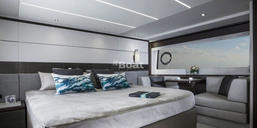 Sunseeker 74 Sport Yacht