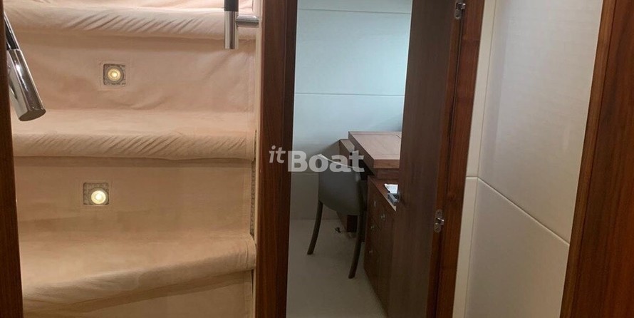 Sunseeker 73 Manhattan