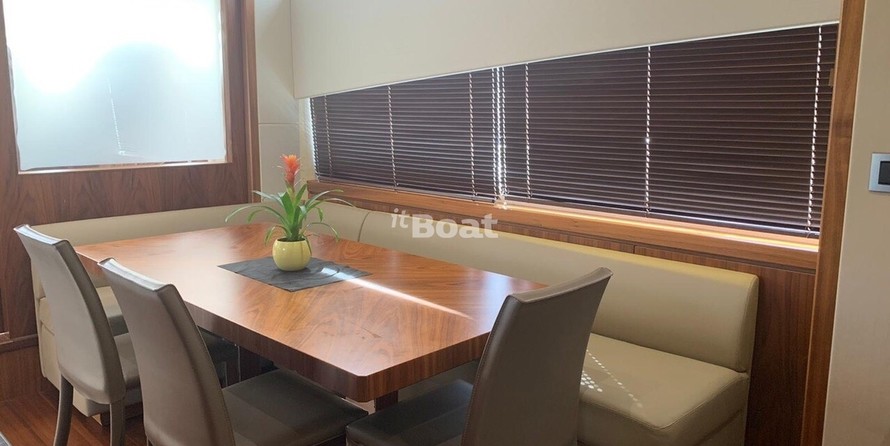 Sunseeker 73 Manhattan