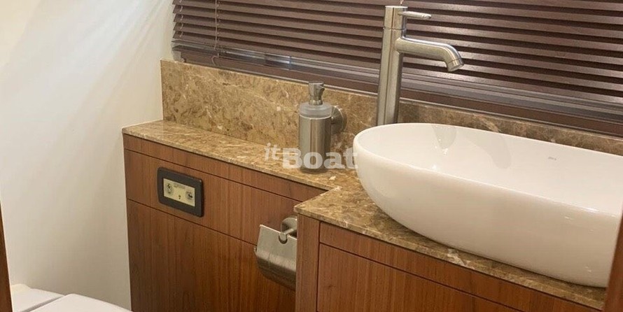 Sunseeker 73 Manhattan