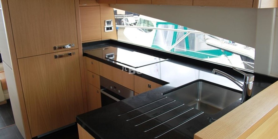 Sunseeker 63 Manhattan