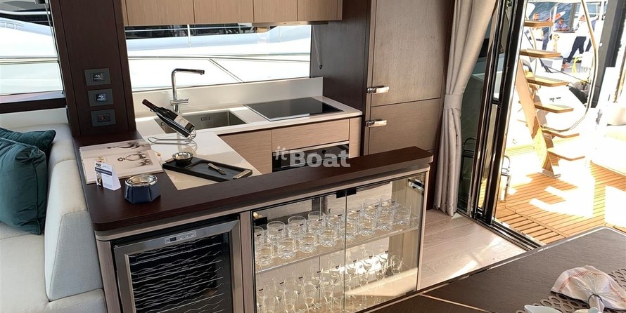 Sunseeker MANHATTAN 68