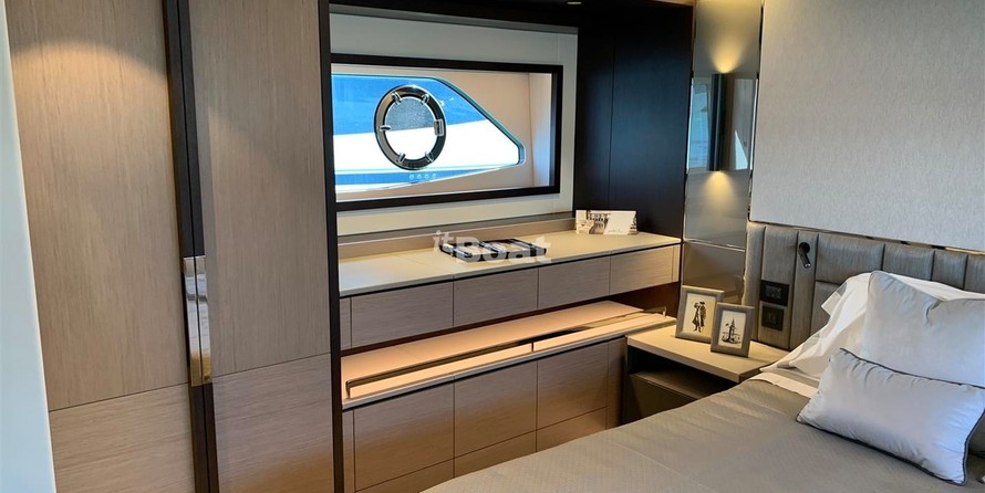 Sunseeker MANHATTAN 68