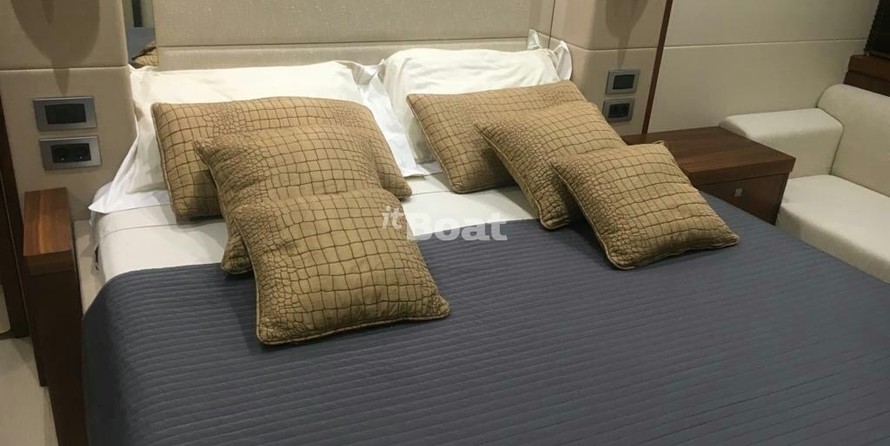 Sunseeker 73 Manhattan