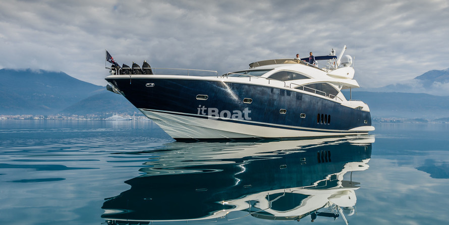 Sunseeker 82 Yacht