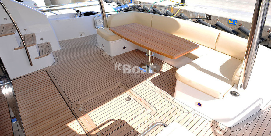 Sunseeker 75 Yacht