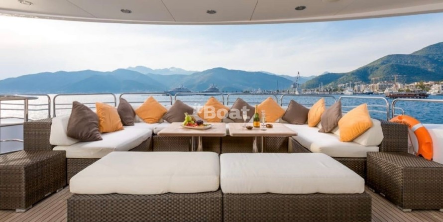 Sunseeker custom 37.40ft