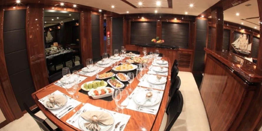 Sunseeker custom 37.40ft