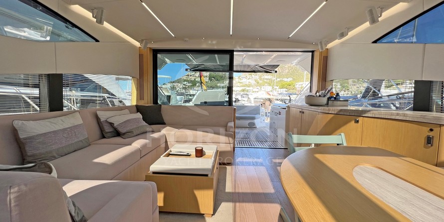 Sunseeker Predator 68
