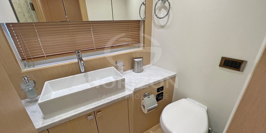 Sunseeker Predator 68