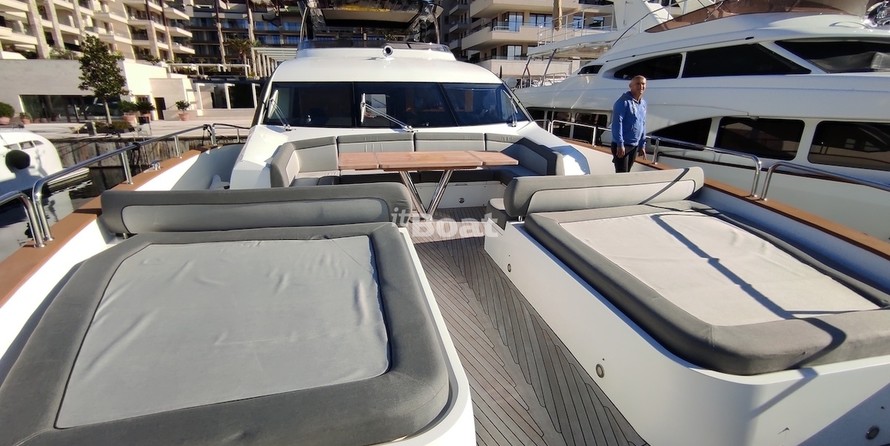 Sunseeker 28M Yacht