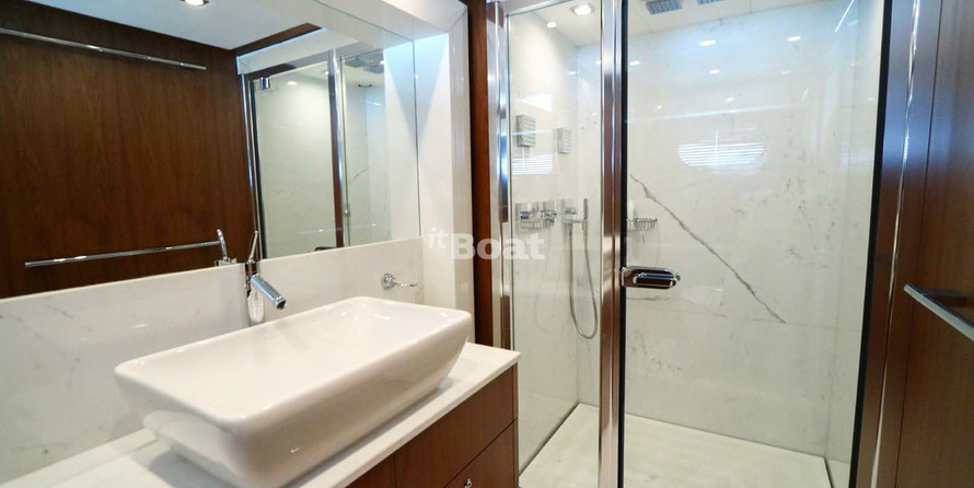 Sunseeker 130 Predator