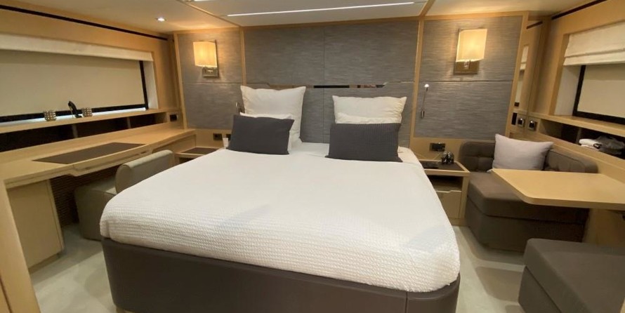 Sunseeker Predator 68