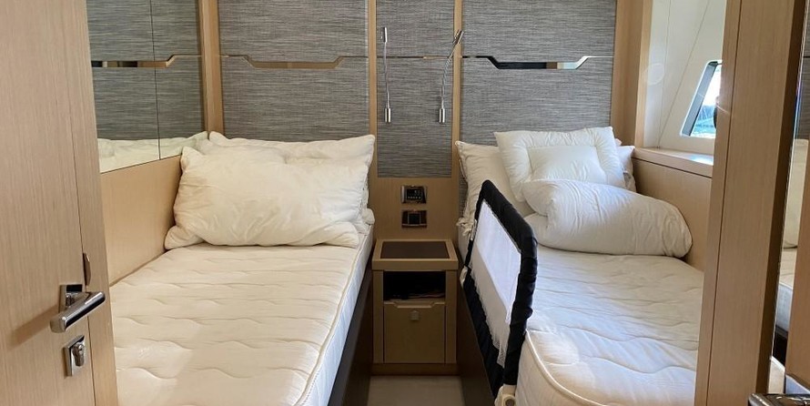 Sunseeker Predator 68