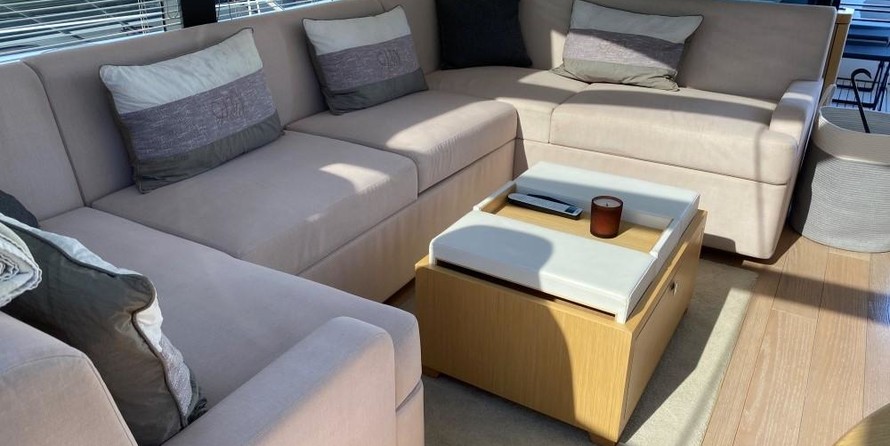 Sunseeker Predator 68