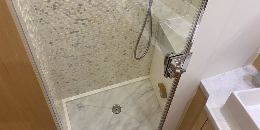 Sunseeker Predator 68