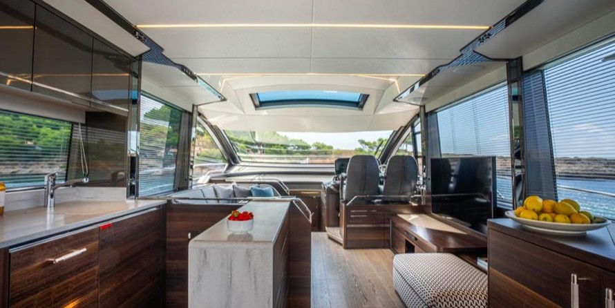 Sunseeker 65 SPORT YACHT