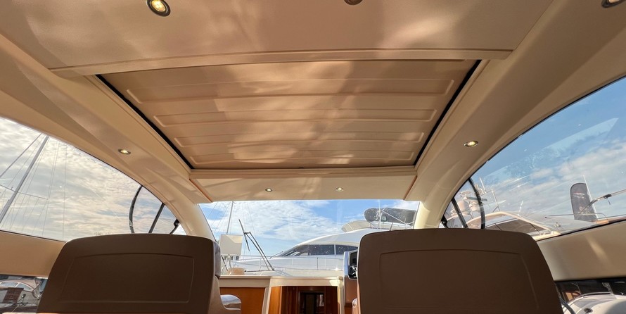 Sunseeker Camargue 50