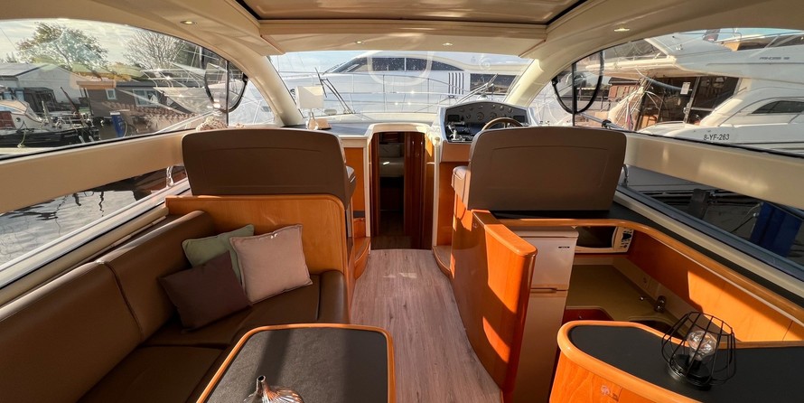 Sunseeker Camargue 50