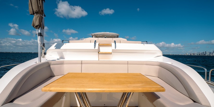 Sunseeker 95 Yacht