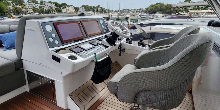 Sunseeker 76 Yacht