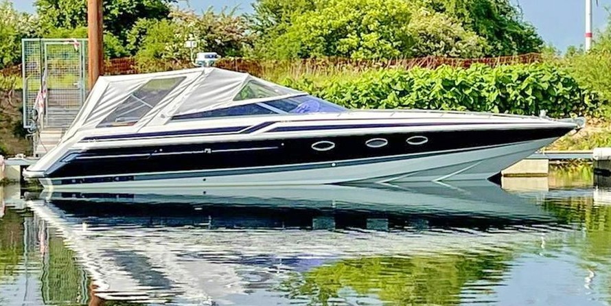 Sunseeker custom 37.40ft