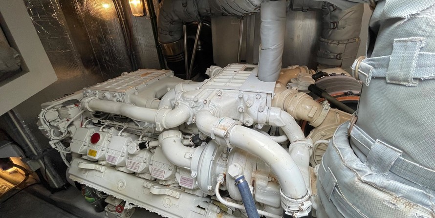 Sunseeker Predator 72