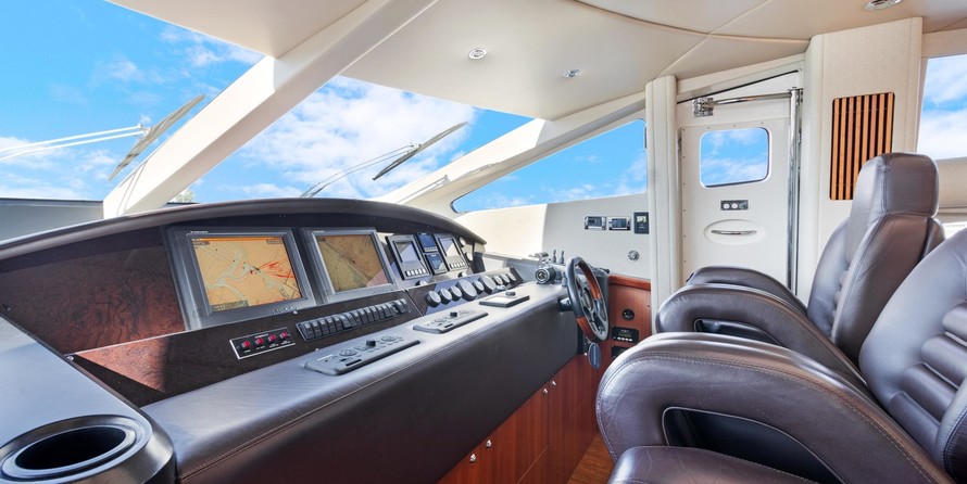 Sunseeker Predator 82