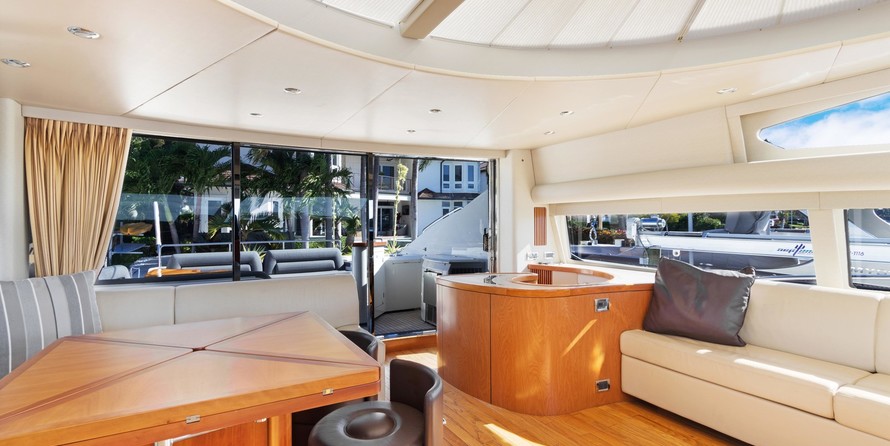 Sunseeker Predator 82