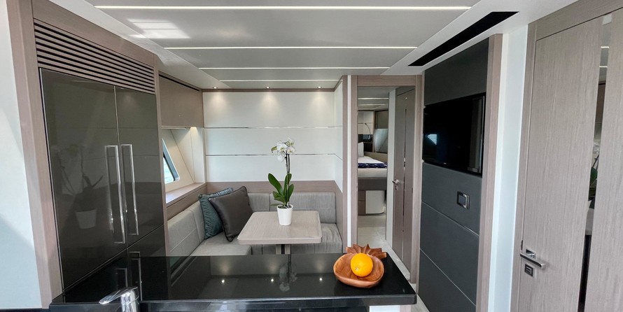 Sunseeker 74 Sport Yacht