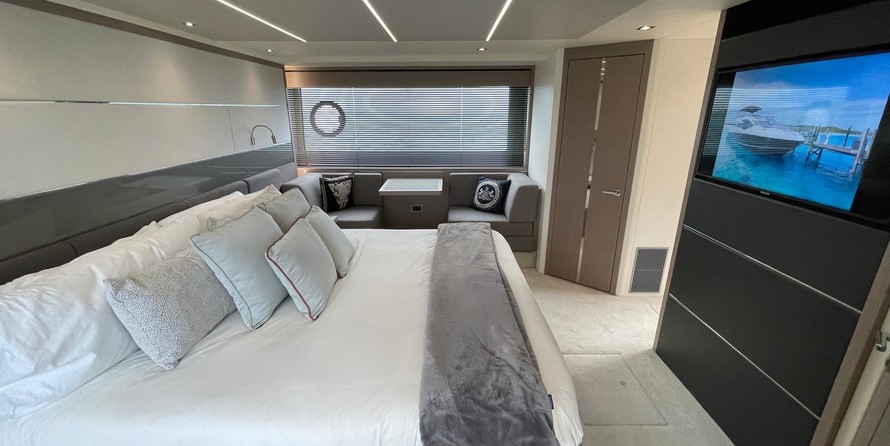 Sunseeker 74 Sport Yacht