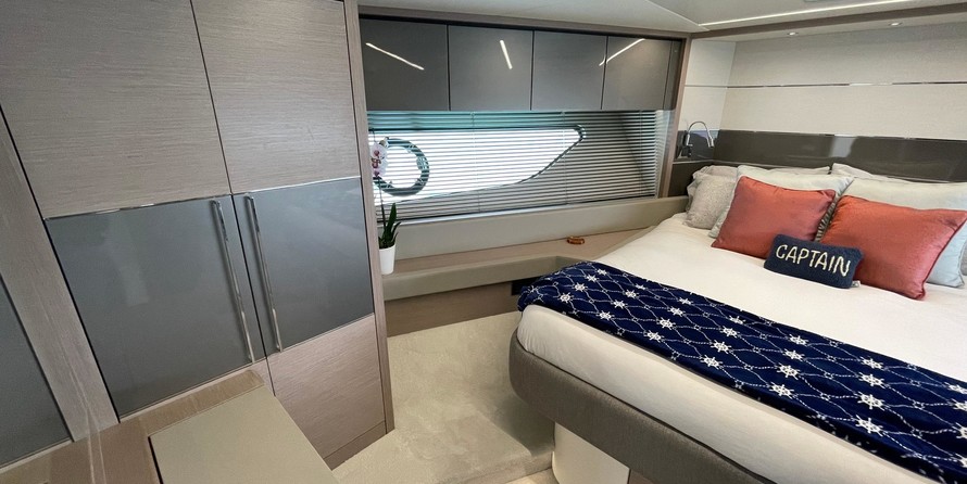 Sunseeker 74 Sport Yacht