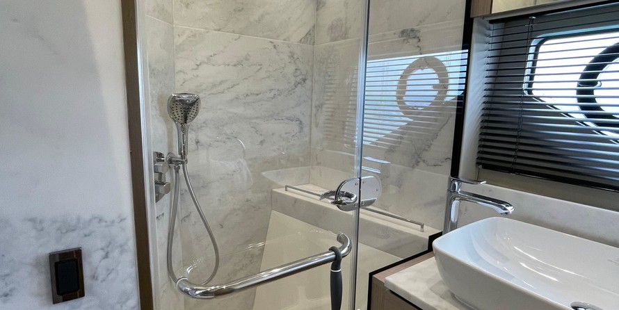 Sunseeker 74 Sport Yacht