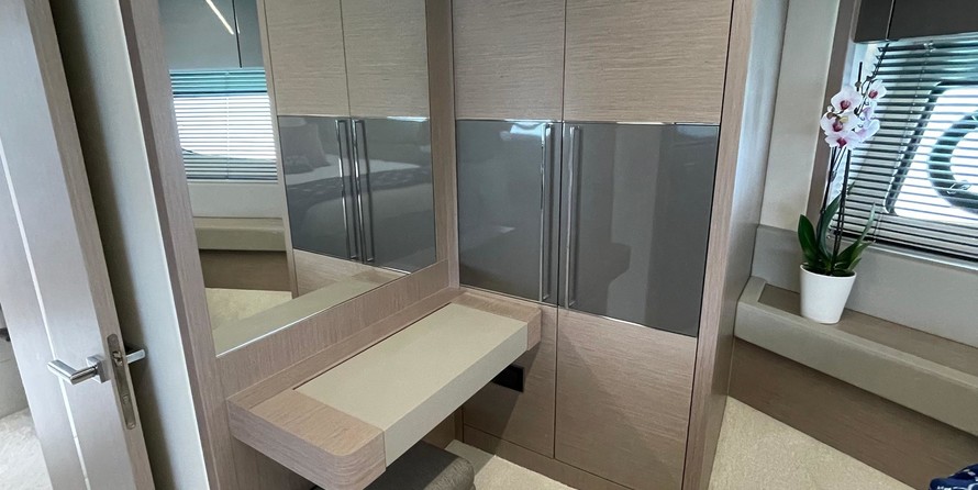 Sunseeker 74 Sport Yacht