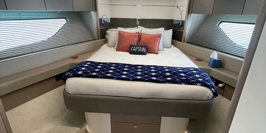 Sunseeker 74 Sport Yacht