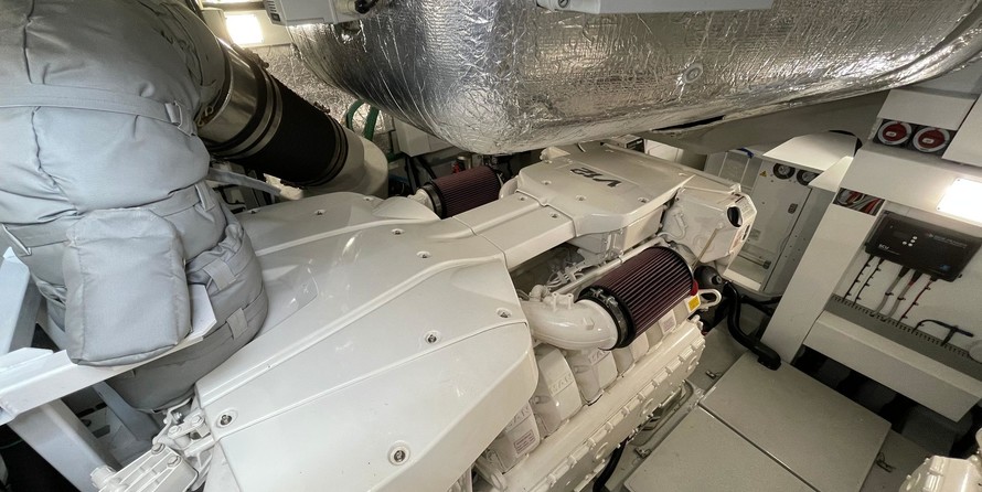 Sunseeker 74 Sport Yacht