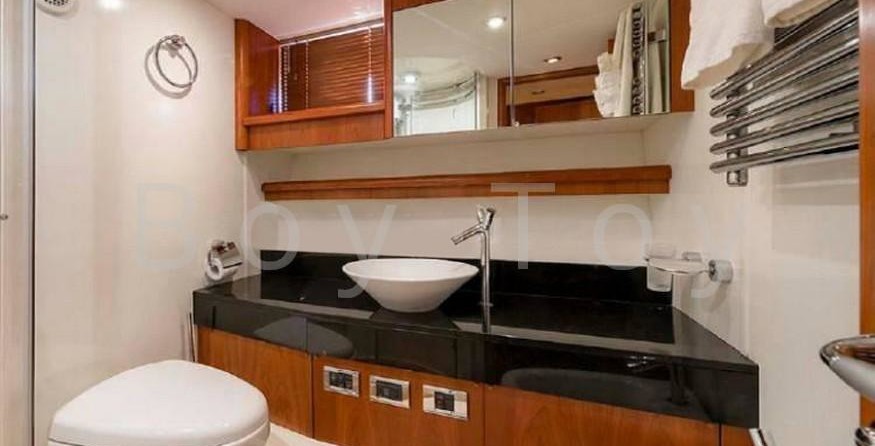 Sunseeker Predator 72